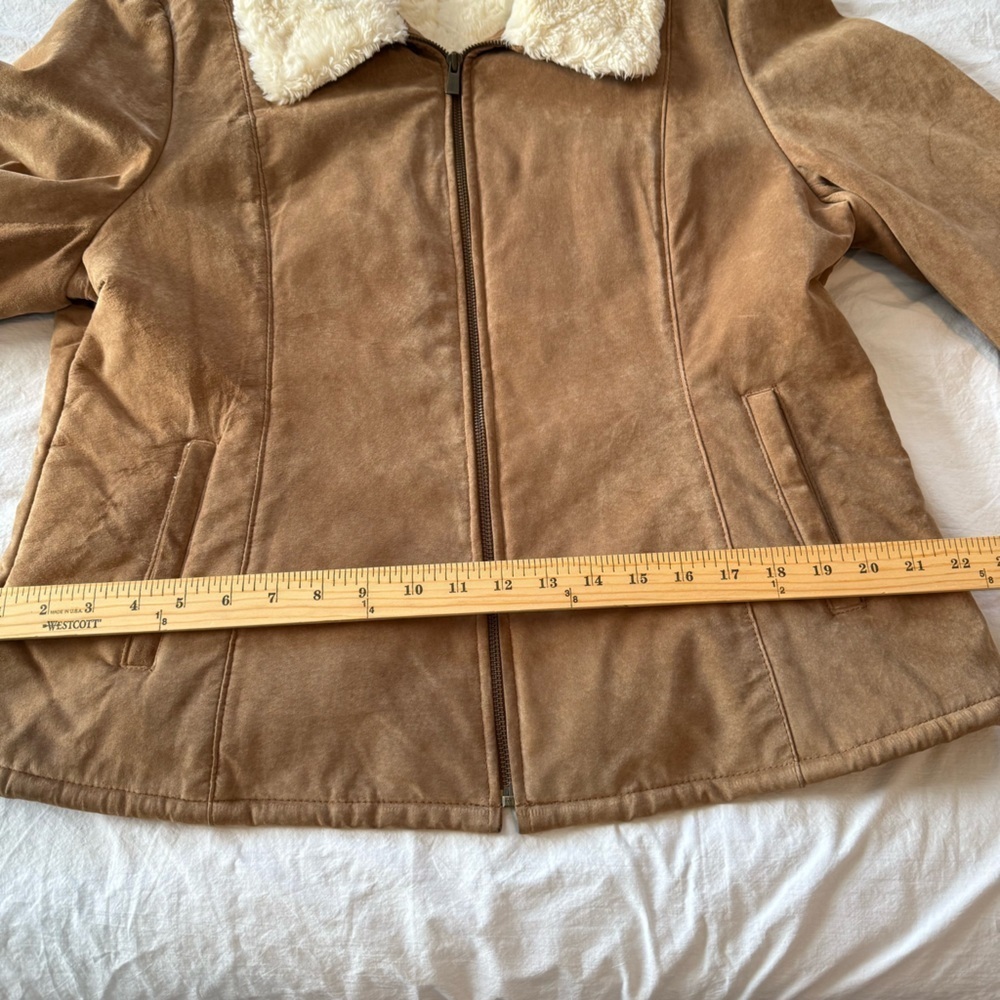 Croft & Barrow Tan Suede Jacket with Cream Collar, Size XL - Picture 4 of 13